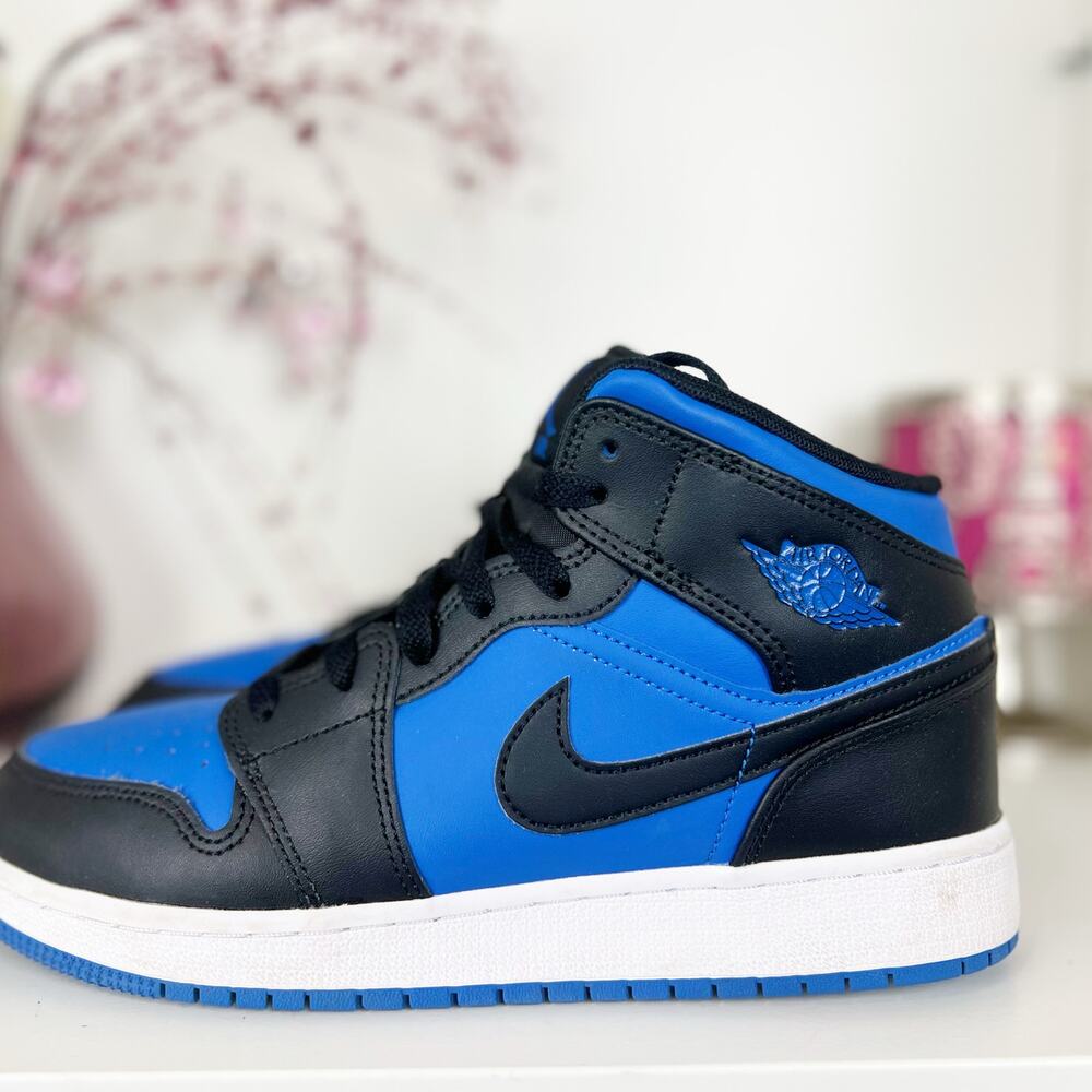 Nike Air Jordan 1 Mid Grade School Sneakers Black Royal Blue Big Kids Size 6.5 Y